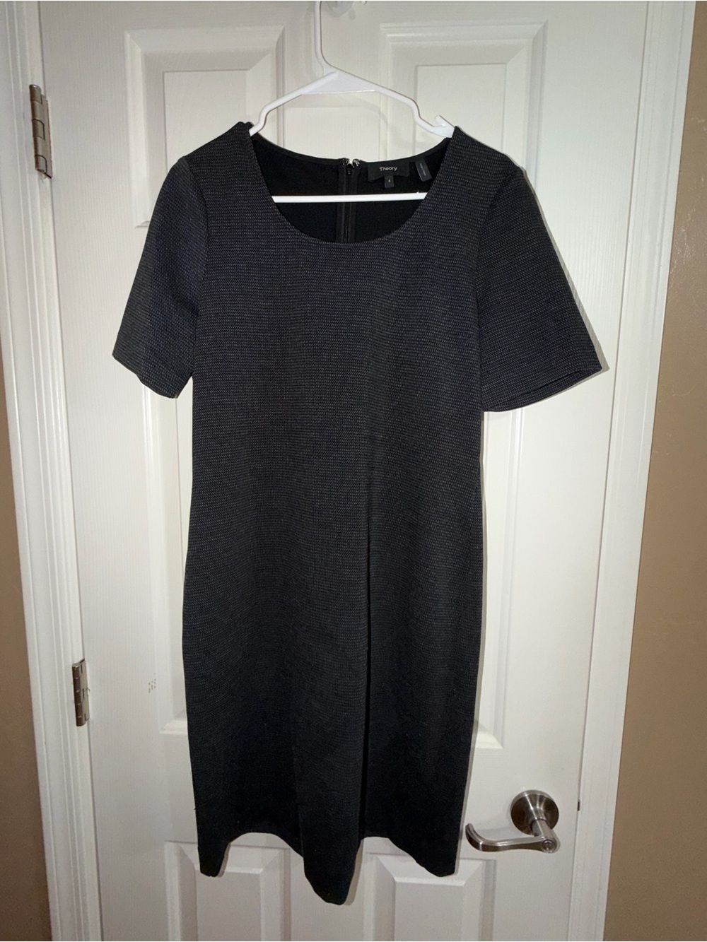 Theory Black Short-Sleeve Textured Midi Dress - size 6